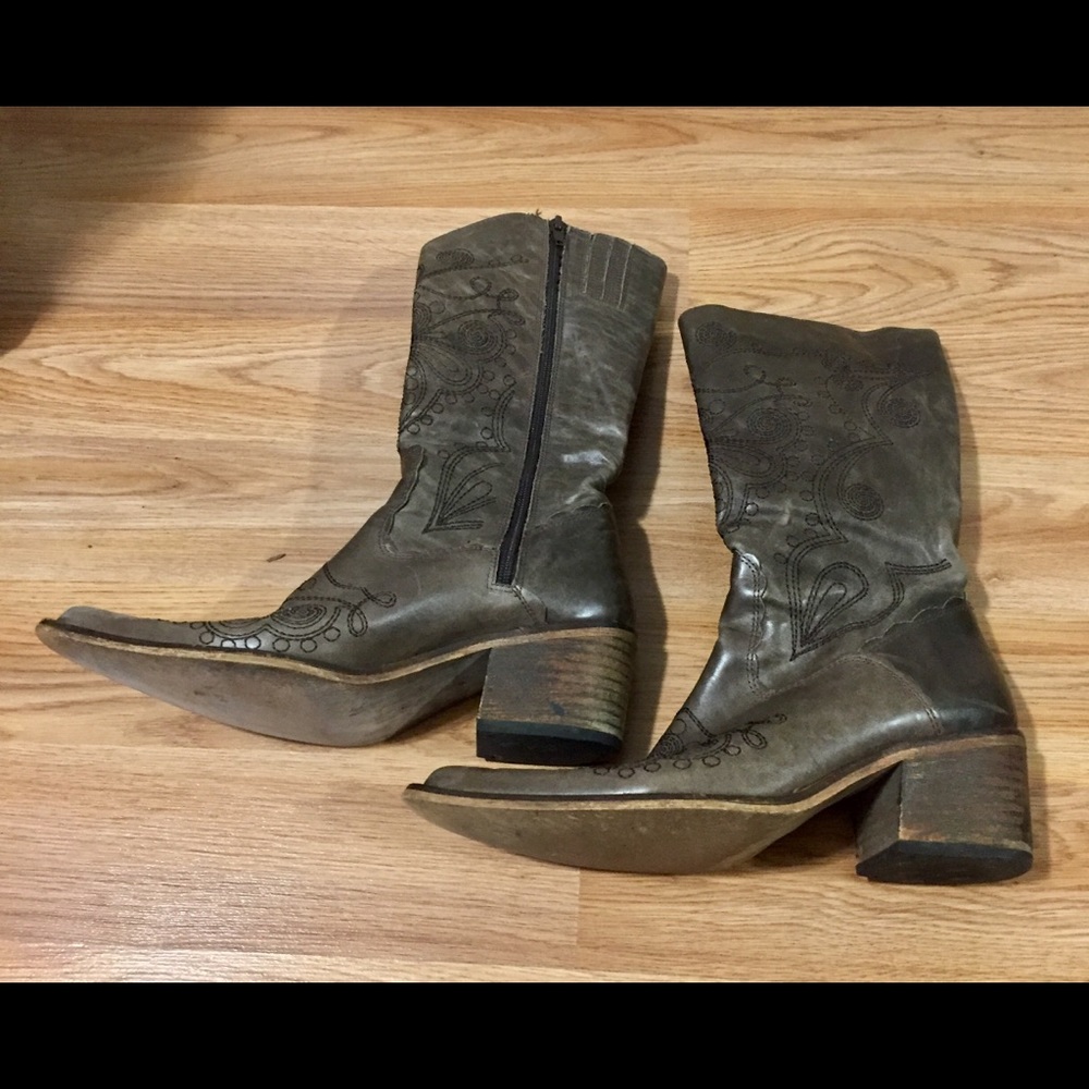 25% OFF, Aldo Cowboy Leather Boots